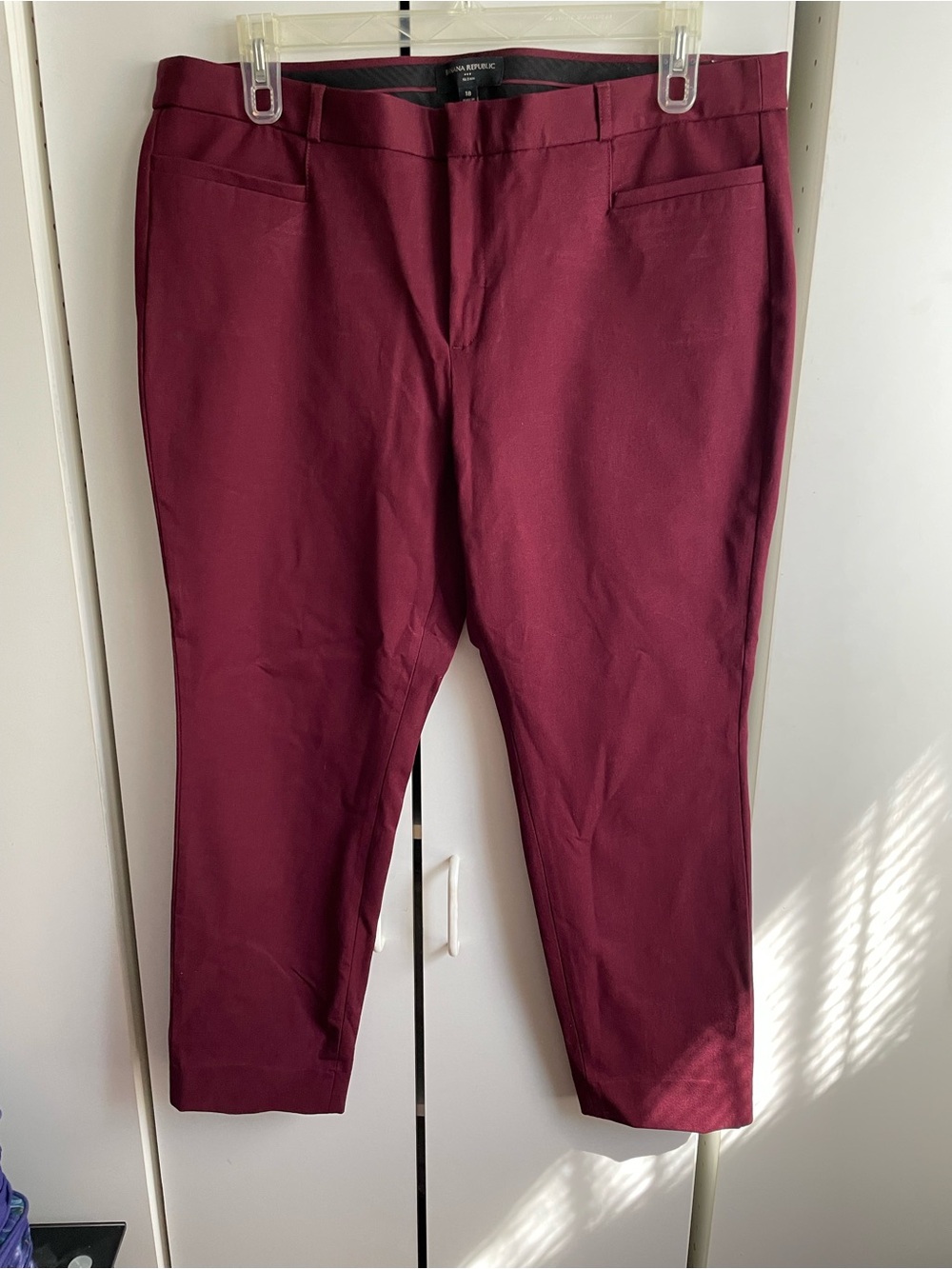 Banana Republic Factory Maroon Cropped Dress Pants